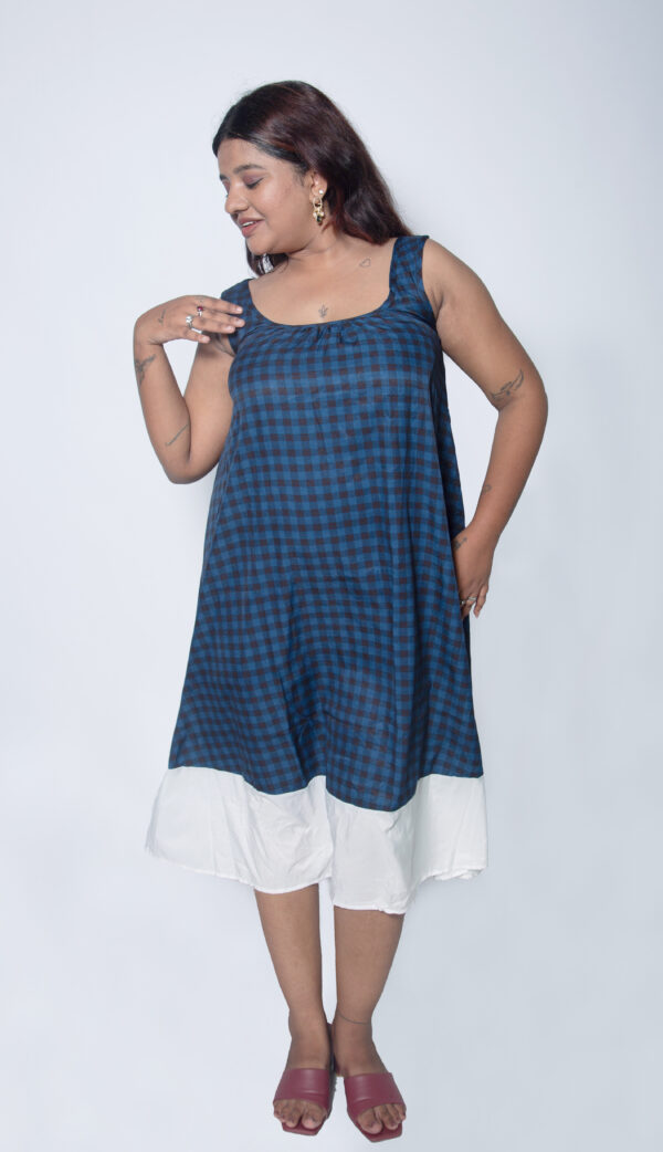BLUE CHECKERED SLEEVELESS ONE PIECE
