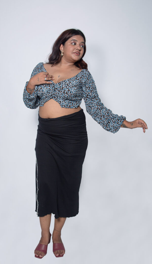 FLORAL CROP TOP FULL SLEEVES - Image 2