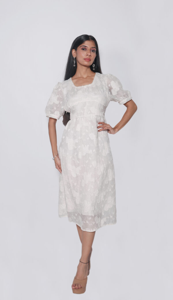 WHITE CHIFFON ONE PIECE - Image 3