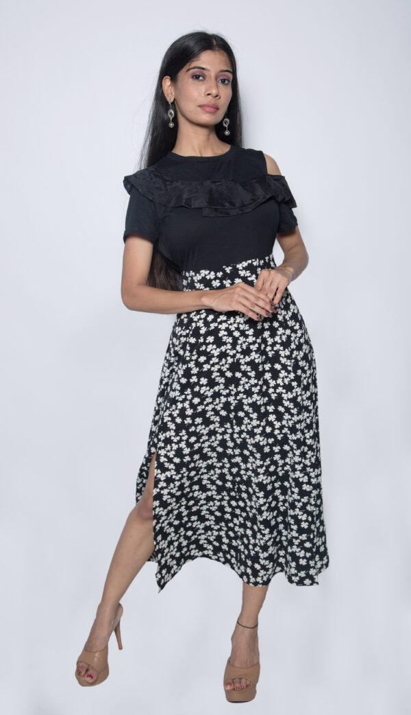 BLACK FLORAL COLD SHOULDER ONE PIECE - Image 2