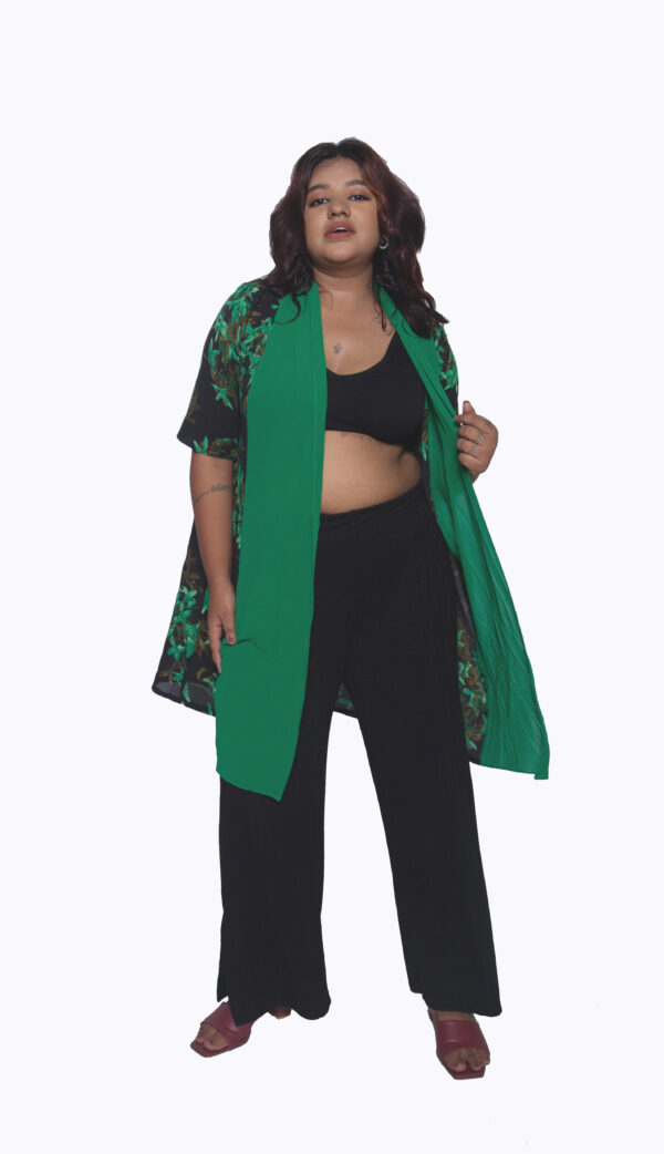 GREEN FLORAL PRINT SHRUG - Image 2