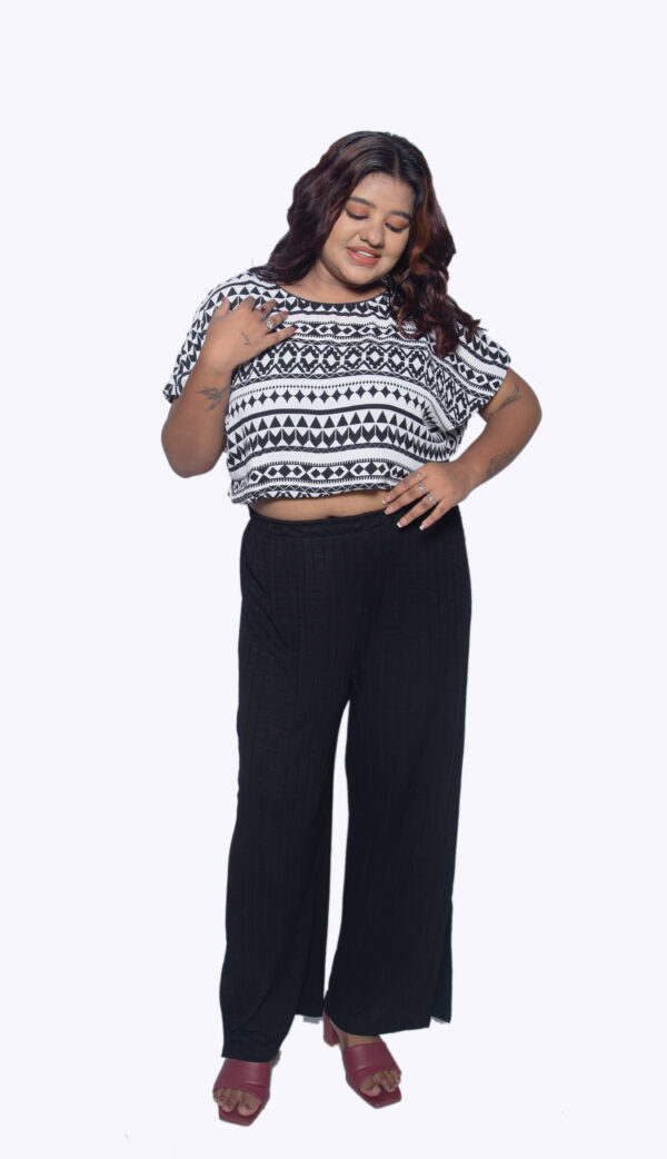WHITE & BLACK SELF PRINTED COTTON TOP
