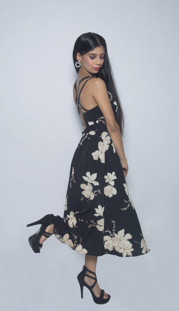 BLACK FLORAL CREPE ONE PIECE - Image 3