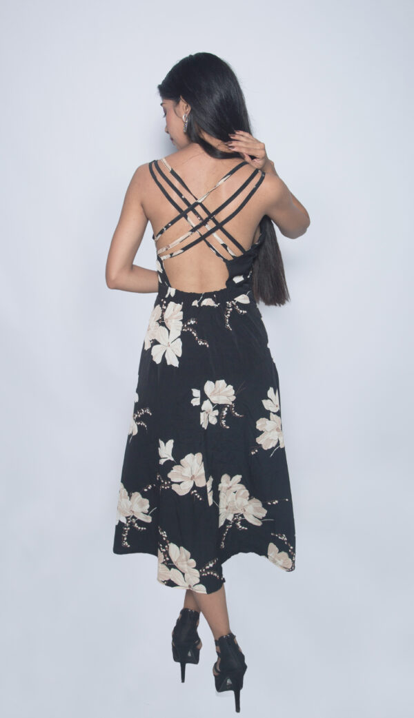BLACK FLORAL CREPE ONE PIECE - Image 4