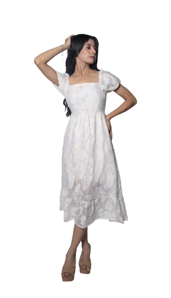 WHITE FLORAL CREPE ONE PIECE - Image 3
