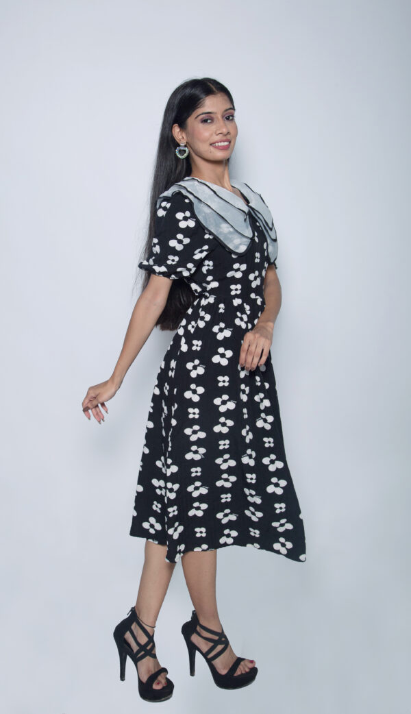 IMPORTED FABRIC BLACK FLORAL PARTY WEAR - Image 2