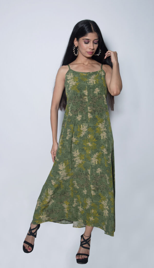 GREEN FLORAL PARTY GOWN - Image 3